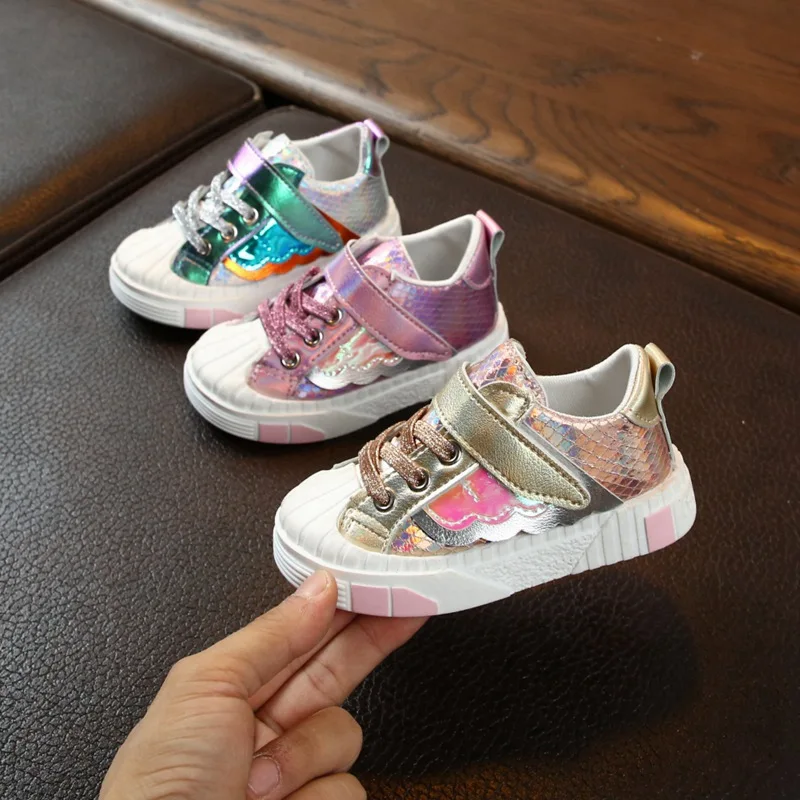 Spring Autumn Baby Children Boys Girls PU Anti-Slip Wings Pattern Sneakers Casual Sequin Design Comfortable Soft Soled Sneakers
Spring Autumn Baby Children Boys Girls PU Anti-Slip Wings Pattern Sneakers Casual Sequin Design Comfortable Soft Soled Sneakers