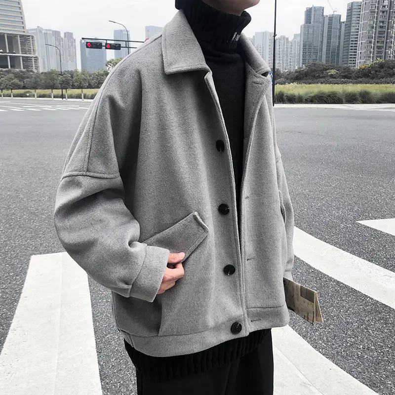 2020 Autumn And Winter New Men's Young Loose Short Fabric Jacket Casual Simple Solid Color Fashion Lapel Jacket Size M-2XL
2020 Autumn And Winter New Men's Young Loose Short Fabric Jacket Casual Simple Solid Color Fashion Lapel Jacket Size M-2XL