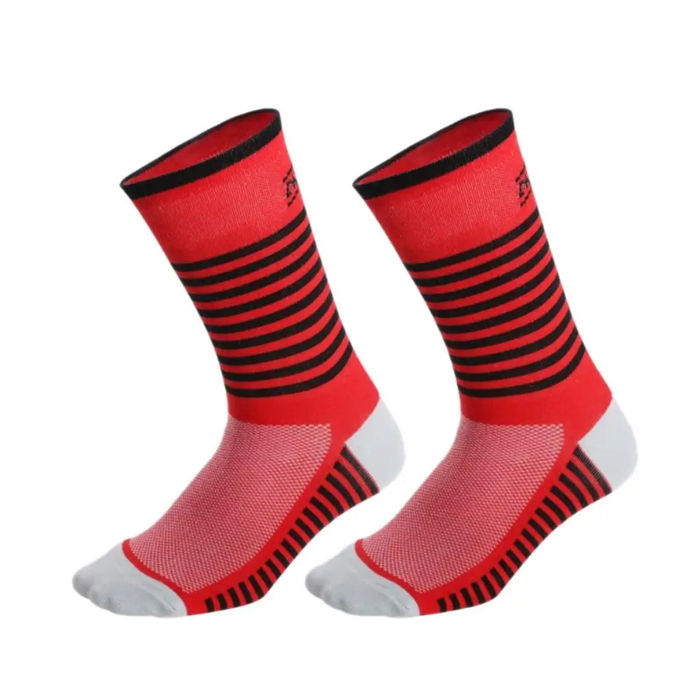 Sports Socks Men Women Breathable Endurable Mid Length Compression Training Socks For Outdoor Cycling
Sports Socks Men Women Breathable Endurable Mid Length Compression Training Socks For Outdoor Cycling