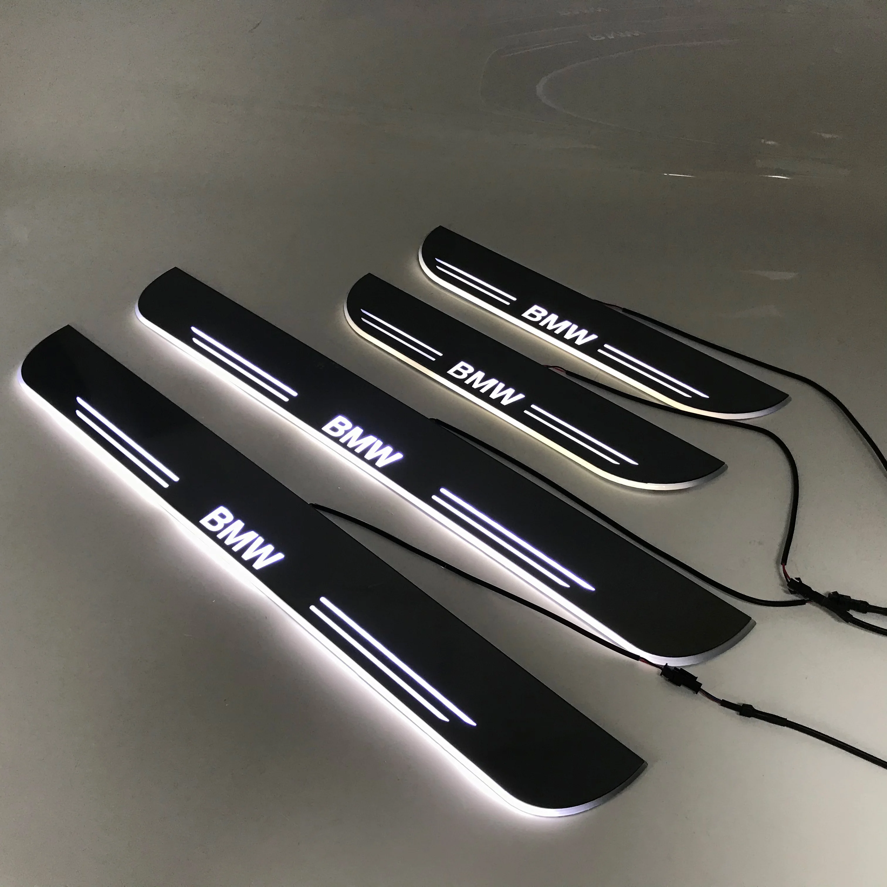 LYQ led moving door scuff for BMW F10 special-purpose ynamic door sill plate welcome lamp lining overlay Flow/fixed light
LYQ led moving door scuff for BMW F10 special-purpose ynamic door sill plate welcome lamp lining overlay Flow/fixed light