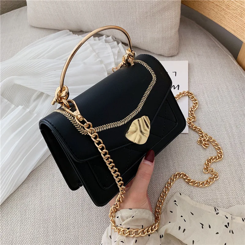 The new style of Chao Net in 2019 is popular with students in summer. Hand-held blade lock is a small package of foreign air.
The new style of Chao Net in 2019 is popular with students in summer. Hand-held blade lock is a small package of foreign air.