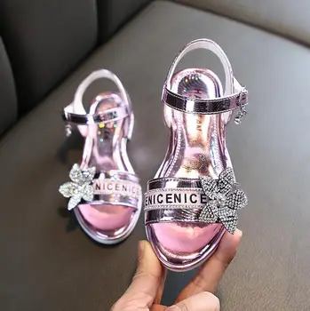 Kids Summer Shoes 2020 Newest Children Fashion Princess Sandals With Heel Baby Girls Brand Soft Shoes Rhinestone Girls Sandals
Kids Summer Shoes 2020 Newest Children Fashion Princess Sandals With Heel Baby Girls Brand Soft Shoes Rhinestone Girls Sandals