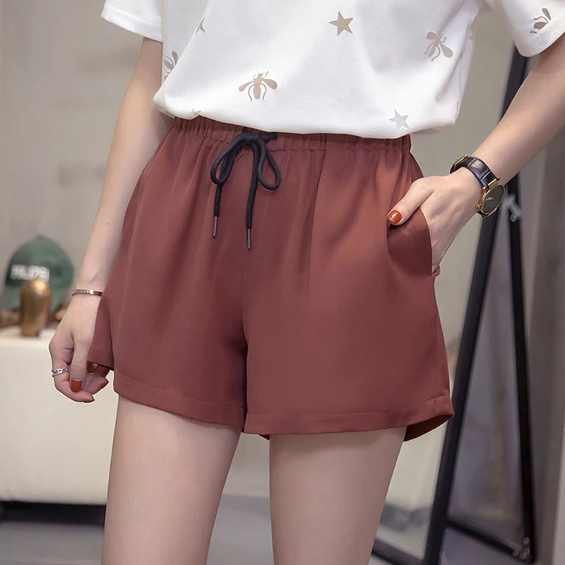 Spring Summer Plus Size Loose Shorts Women Casual Solid Elastic Waist Width-leg Shorts Streetwear Female Fashion Simple Shorts
Spring Summer Plus Size Loose Shorts Women Casual Solid Elastic Waist Width-leg Shorts Streetwear Female Fashion Simple Shorts