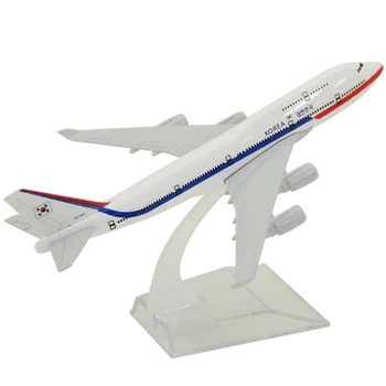 16cm Airplane Model Boeing 747-400 Korean Presidential 1:400 Plane Aviation Diecast Gift Decoration Toys for Children Adults
16cm Airplane Model Boeing 747-400 Korean Presidential 1:400 Plane Aviation Diecast Gift Decoration Toys for Children Adults