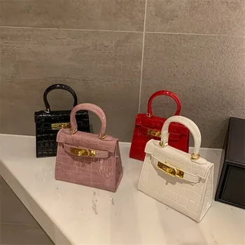 Crocodile Pattern Bag 2020 Fashion Women's Bag Messenger Shoulder Mini Bag High Quality Famous Designer Women Handbag Sac A Main
Crocodile Pattern Bag 2020 Fashion Women's Bag Messenger Shoulder Mini Bag High Quality Famous Designer Women Handbag Sac A Main