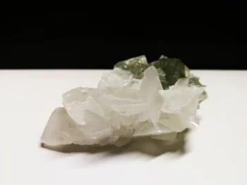 49.3gNatural green fluorite white calcite mineral specimen
49.3gNatural green fluorite white calcite mineral specimen