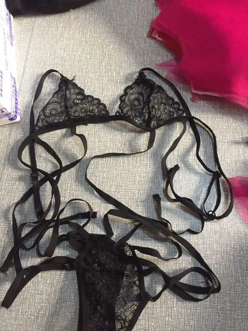 Translucent Bandage Lace Cross Belt Hollow Bra 2019 Sexy Lingerie Bra Set Intimates Ladies Underwear Set Lace Bra and Panty Set