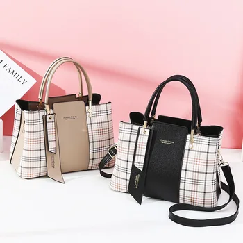 Women's New Fashion Multi-Function Handbag PU Leather Printed Zipper Shoulder Messenger Bag
Women's New Fashion Multi-Function Handbag PU Leather Printed Zipper Shoulder Messenger Bag