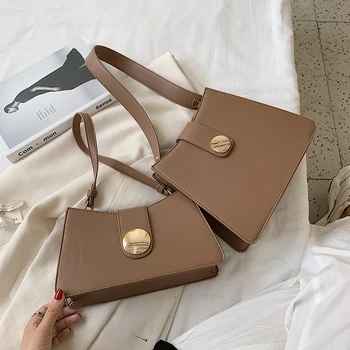 New 2020 Fashion wild handbag Solid color shoulder bag Simple crossbody bag Retro ladies bags ladies hand bags hand bags
New 2020 Fashion wild handbag Solid color shoulder bag Simple crossbody bag Retro ladies bags ladies hand bags hand bags