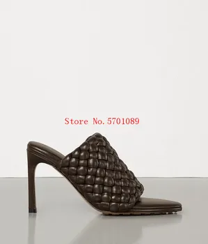 Women Designer Shoes Curve Sandals Mules Padded Nappa Lamb Intrecciato Strap Elongated Almond Toe Shape Padded Insole Sandal
Women Designer Shoes Curve Sandals Mules Padded Nappa Lamb Intrecciato Strap Elongated Almond Toe Shape Padded Insole Sandal