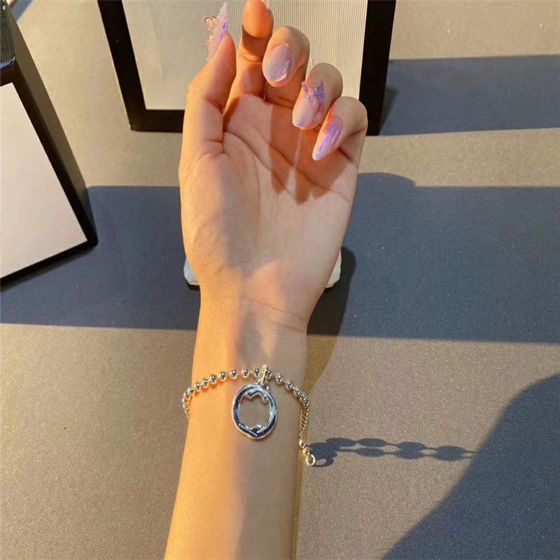 100% 925 sterling silver bracelet, classic fashion round bead bracelet with pendant, Valentine's Day, jewelry gift for ladies 
100% 925 sterling silver bracelet, classic fashion round bead bracelet with pendant, Valentine's Day, jewelry gift for ladies
