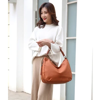 Korean Style Portable Dumpling Pack Fashion Wild Solid Color Shoulder Messenger Bag Large Capacity Soft Leather Mummy Bag
Korean Style Portable Dumpling Pack Fashion Wild Solid Color Shoulder Messenger Bag Large Capacity Soft Leather Mummy Bag