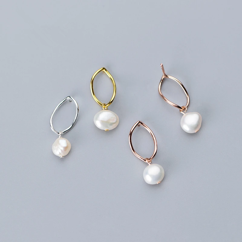 100% 925 Sterling Silver Asymmetrical Irregular Pearl Pendant Earrings Rose Gold Color Statement Dangle Drop Earings for Women
100% 925 Sterling Silver Asymmetrical Irregular Pearl Pendant Earrings Rose Gold Color Statement Dangle Drop Earings for Women