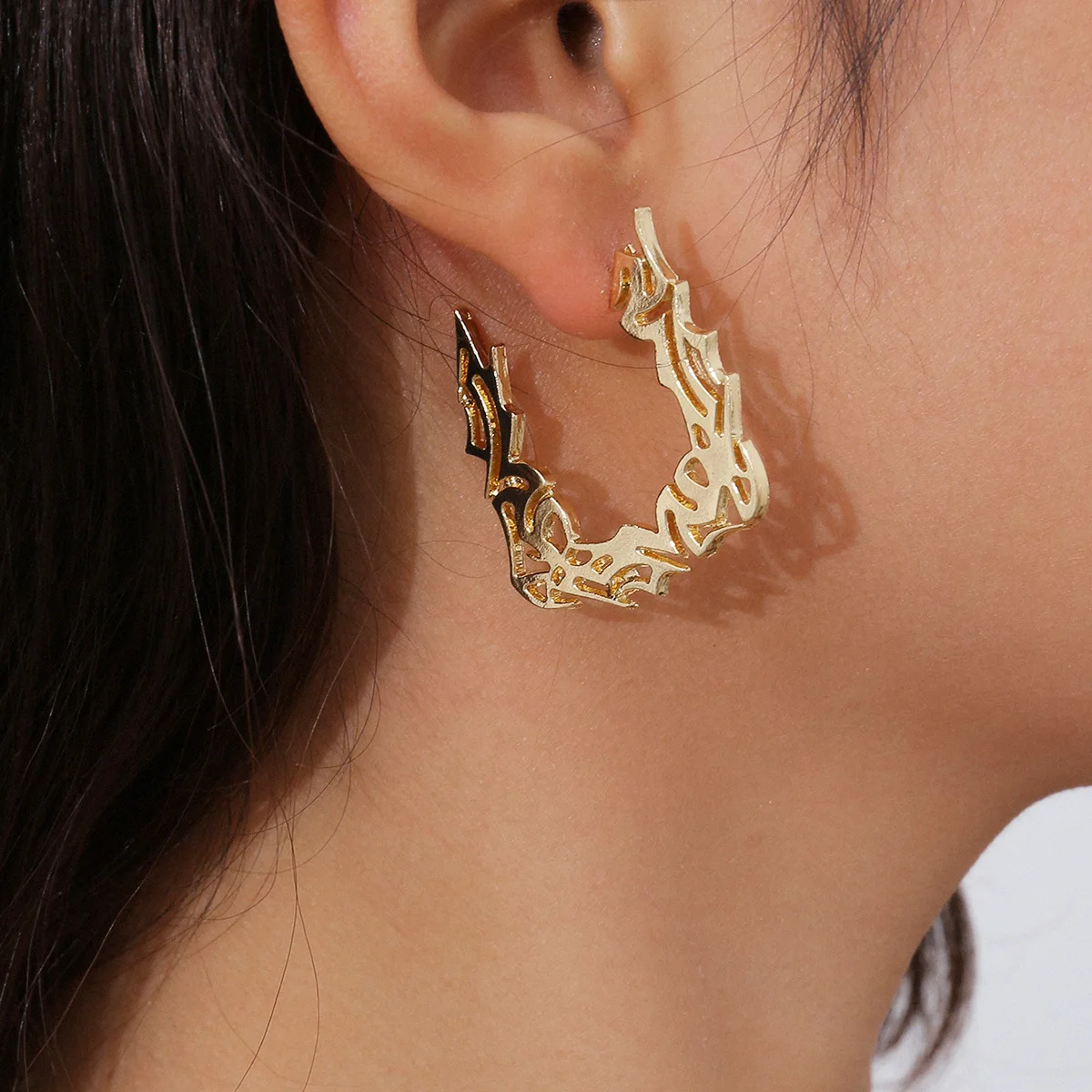 Cross-Border Ornament Cool Square Fashion Business Ear Stud Female All-match Retro Hollow Geometric Pattern Ear Stud
Cross-Border Ornament Cool Square Fashion Business Ear Stud Female All-match Retro Hollow Geometric Pattern Ear Stud