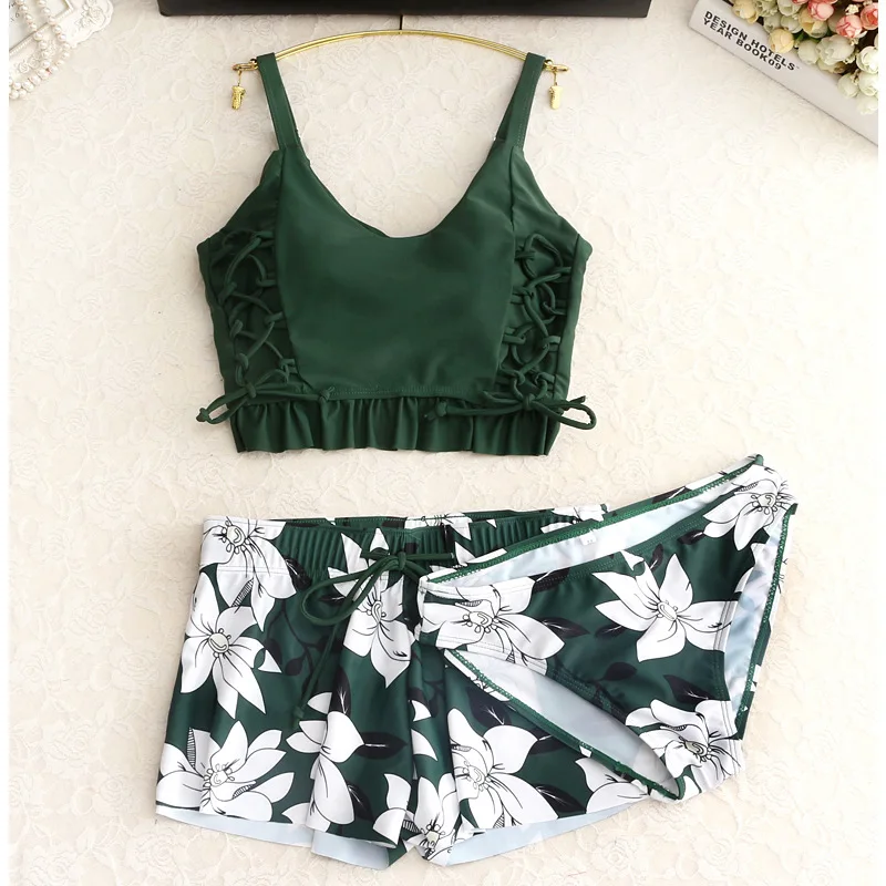 Retro Green Two-piece Swimsuits Women's Three-piece Set South Korea Conservative Boxers Small Bust Gathering Cute Sexy Beach Swi
Retro Green Two-piece Swimsuits Women's Three-piece Set South Korea Conservative Boxers Small Bust Gathering Cute Sexy Beach Swi