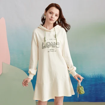 ARTKA 2020 Autumn New Women Dress Fashion 100% Cotton Cat Embroidery Dresses Casual Long Sleeve Ruffle Hoodies Dress ZA20008Q
ARTKA 2020 Autumn New Women Dress Fashion 100% Cotton Cat Embroidery Dresses Casual Long Sleeve Ruffle Hoodies Dress ZA20008Q