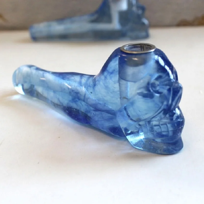 New Vintage Elegant Gem Smelting Finely Carved Hand Crafted Multicoloured Quartz Crystal Smoking Pipe
New Vintage Elegant Gem Smelting Finely Carved Hand Crafted Multicoloured Quartz Crystal Smoking Pipe