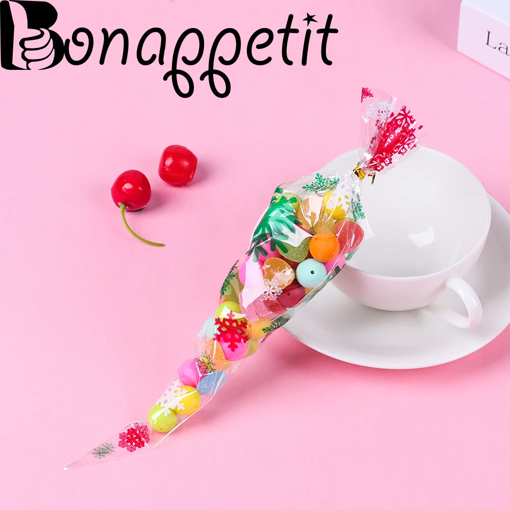 25PCS/Pack Xmas Pattern Gift Pouch Cone-Shaped Christmas Candy Bags Popcorn Pocket Wedding Party Baking Packaging 
25PCS/Pack Xmas Pattern Gift Pouch Cone-Shaped Christmas Candy Bags Popcorn Pocket Wedding Party Baking Packaging