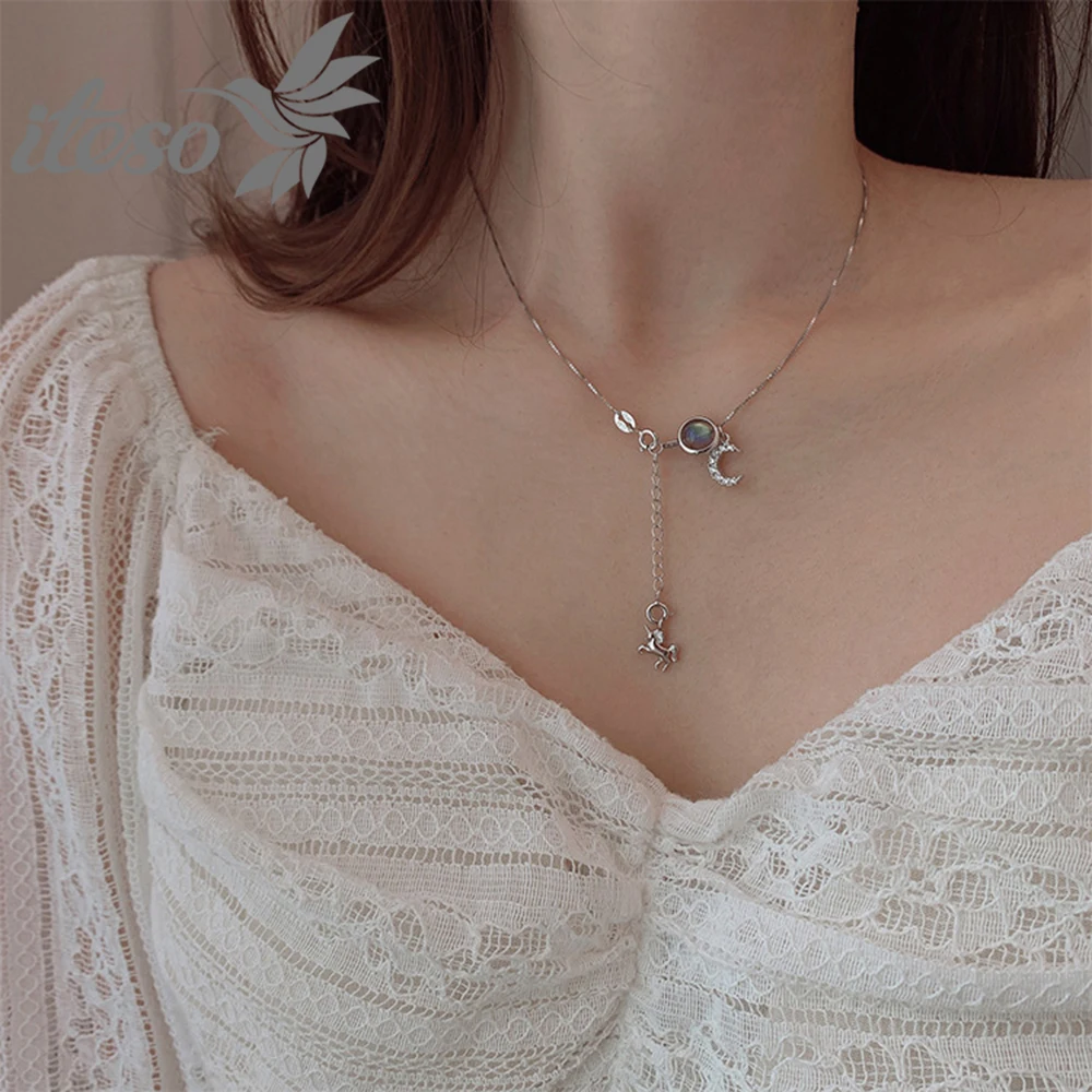 ITESO Simple Moonstone Unicorn Pendant Necklaces Exquisite Clavicle Chain Personality Temperament Necklaces For Women Jewelry
ITESO Simple Moonstone Unicorn Pendant Necklaces Exquisite Clavicle Chain Personality Temperament Necklaces For Women Jewelry