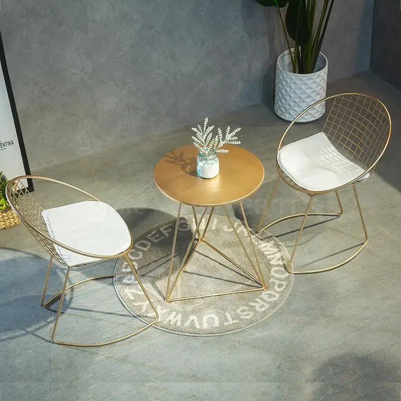 Фото Стул из проволочной сетки креативная мебель маленькие столы и стулья для отдыха
