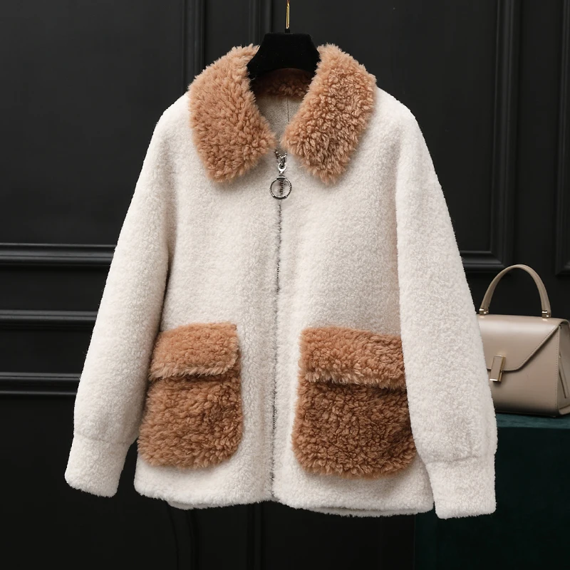 Autumn Winter Coat Women Clothes 2020 Real Fur Coat Female 100% Wool Jacket Korean Vintage Sheep Shearling Suede Lining ZT3926
Autumn Winter Coat Women Clothes 2020 Real Fur Coat Female 100% Wool Jacket Korean Vintage Sheep Shearling Suede Lining ZT3926