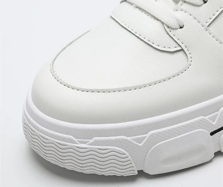 12734116056_723765851