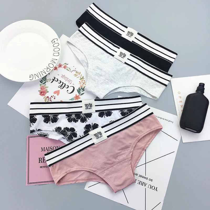 Women's briefs Low-Rise Sexy Cotton Women Panties Print Solid Female Briefs Comfortable And Soft Underwear 
Women's briefs Low-Rise Sexy Cotton Women Panties Print Solid Female Briefs Comfortable And Soft Underwear