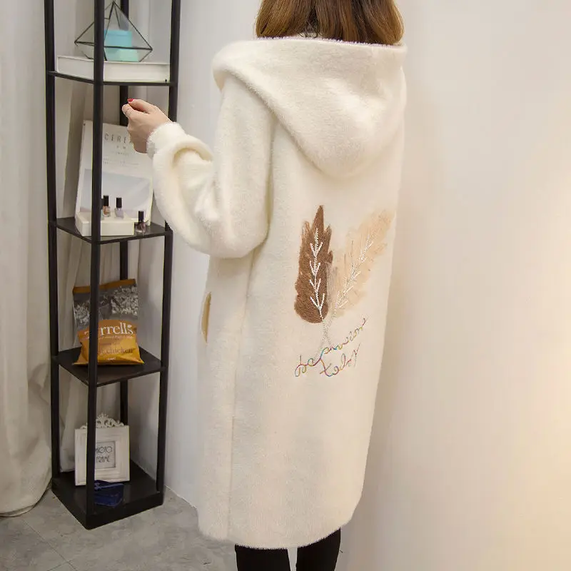 Autumn Winter clothing European and American 2019 Tops coat Imitation lamb fur coat Female Korean Style Feminine Coat
Autumn Winter clothing European and American 2019 Tops coat Imitation lamb fur coat Female Korean Style Feminine Coat