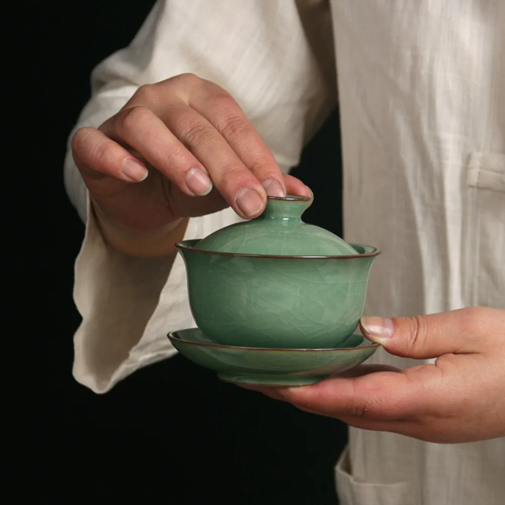 

Gaiwan 6.7oz Kung Fu Teacup and Saucer Set Porcelain 200ml Chinese Cup for Tea Ceramic Mug Celadons Drinkware