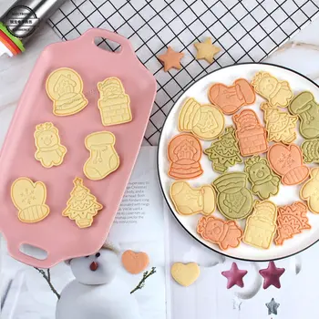 Christmas Mold Baking Accessories Kitchen Tools Cookie Cutter Cookie Decorating Cookie Stamp Plastic Christmas Cookie Cutter 
Christmas Mold Baking Accessories Kitchen Tools Cookie Cutter Cookie Decorating Cookie Stamp Plastic Christmas Cookie Cutter
