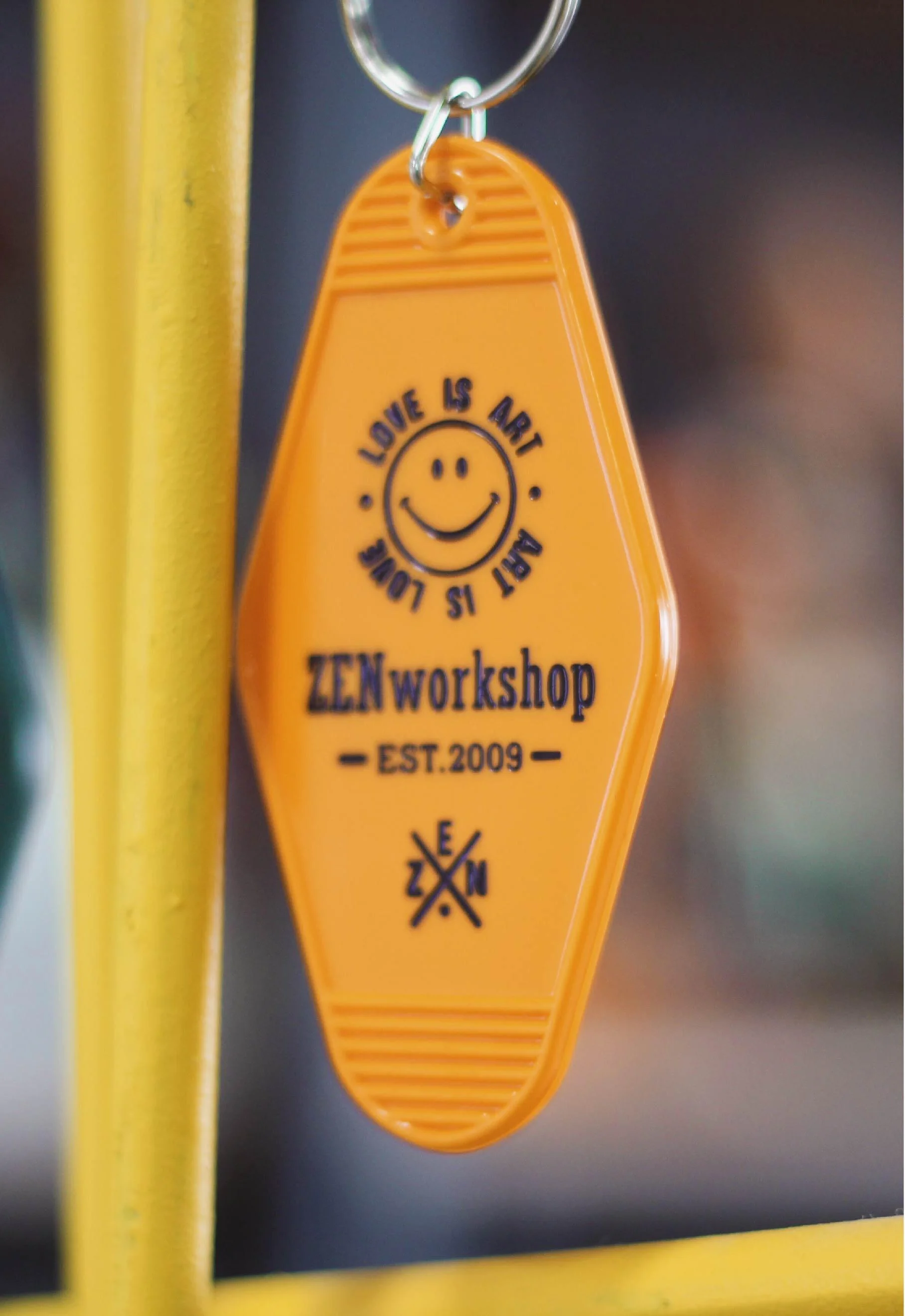 30Pcs Customized key accessories bulk auto hotel logo printed ABS plastic keychain 
30Pcs Customized key accessories bulk auto hotel logo printed ABS plastic keychain