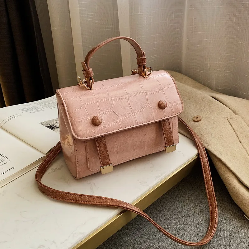 NEW Vintage Big Capacity Tote Bag Punk Ladies Handbag Ins Women Shoulder Messenger Bag Casual Female Small Square Bag 2019
NEW Vintage Big Capacity Tote Bag Punk Ladies Handbag Ins Women Shoulder Messenger Bag Casual Female Small Square Bag 2019