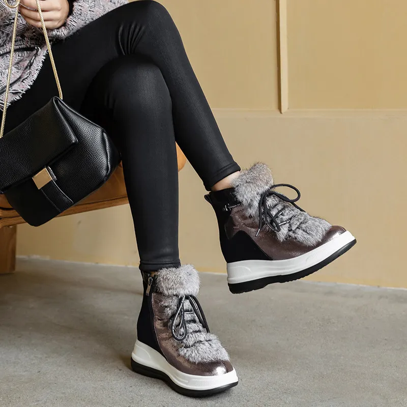 2020 Brand Women Wool Ankle Boots Winter Warm Short Boots Genuine Leather Office Height Increasing Platform Boots
2020 Brand Women Wool Ankle Boots Winter Warm Short Boots Genuine Leather Office Height Increasing Platform Boots