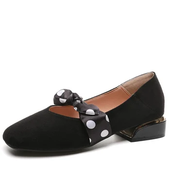 2020 new women's single shoes square toe shallow bow suede thick heel women's shoes size 35-43
2020 new women's single shoes square toe shallow bow suede thick heel women's shoes size 35-43