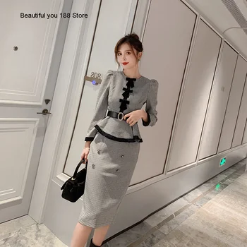 graceful 2020 Autumn New bow plaid suit elegant fashion slimming Western style skirt two-piece set
graceful 2020 Autumn New bow plaid suit elegant fashion slimming Western style skirt two-piece set