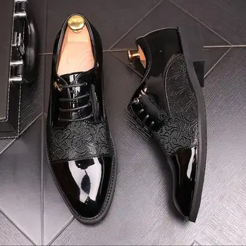 Men Dress Shoes Floral Pattern Men Formal Shoes Leather Luxury Fashion Groom Wedding Shoes Men Derby Shoes Dress Hard-wearing
Men Dress Shoes Floral Pattern Men Formal Shoes Leather Luxury Fashion Groom Wedding Shoes Men Derby Shoes Dress Hard-wearing