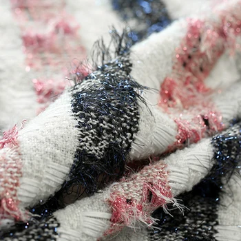 150CM Wide 420G/M Weight Pink Black White Stripe Knitted Tweed Acrylic Polyester Fabric for Autumn Winter Coat Jacket DE1228
150CM Wide 420G/M Weight Pink Black White Stripe Knitted Tweed Acrylic Polyester Fabric for Autumn Winter Coat Jacket DE1228