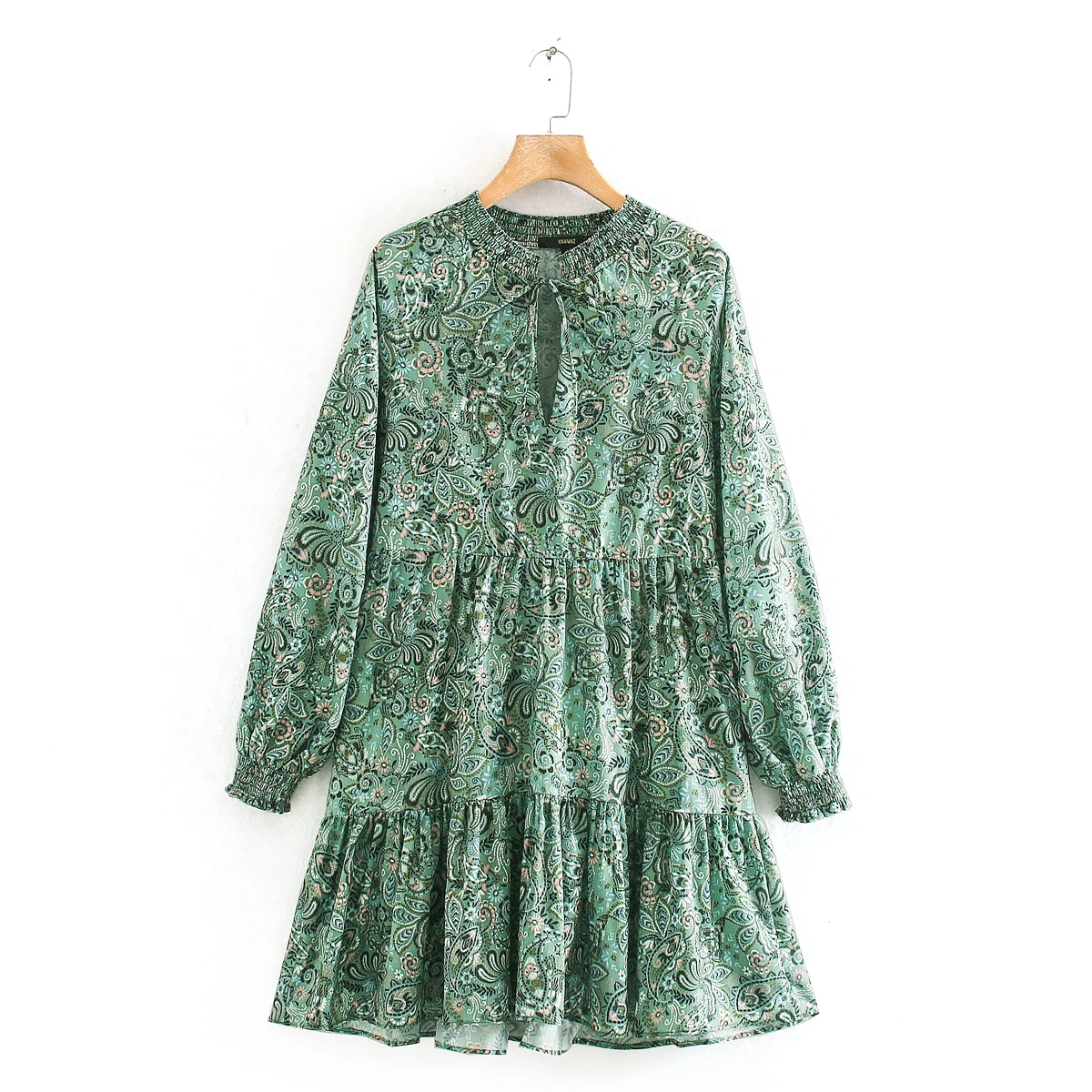 2020 Women vintage cashew nuts flower print casual ruffles mini Dress ladies long sleeve pleats vestidos chic bow Dresses DS3292
2020 Women vintage cashew nuts flower print casual ruffles mini Dress ladies long sleeve pleats vestidos chic bow Dresses DS3292