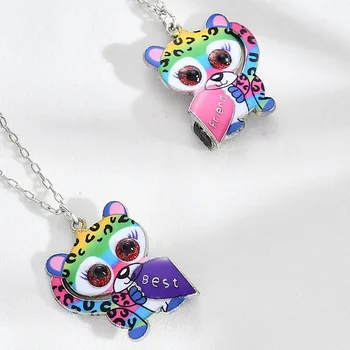 A pair of European and American popular children's jewelry Best Friends magnet cartoon monkey cute necklace
A pair of European and American popular children's jewelry Best Friends magnet cartoon monkey cute necklace