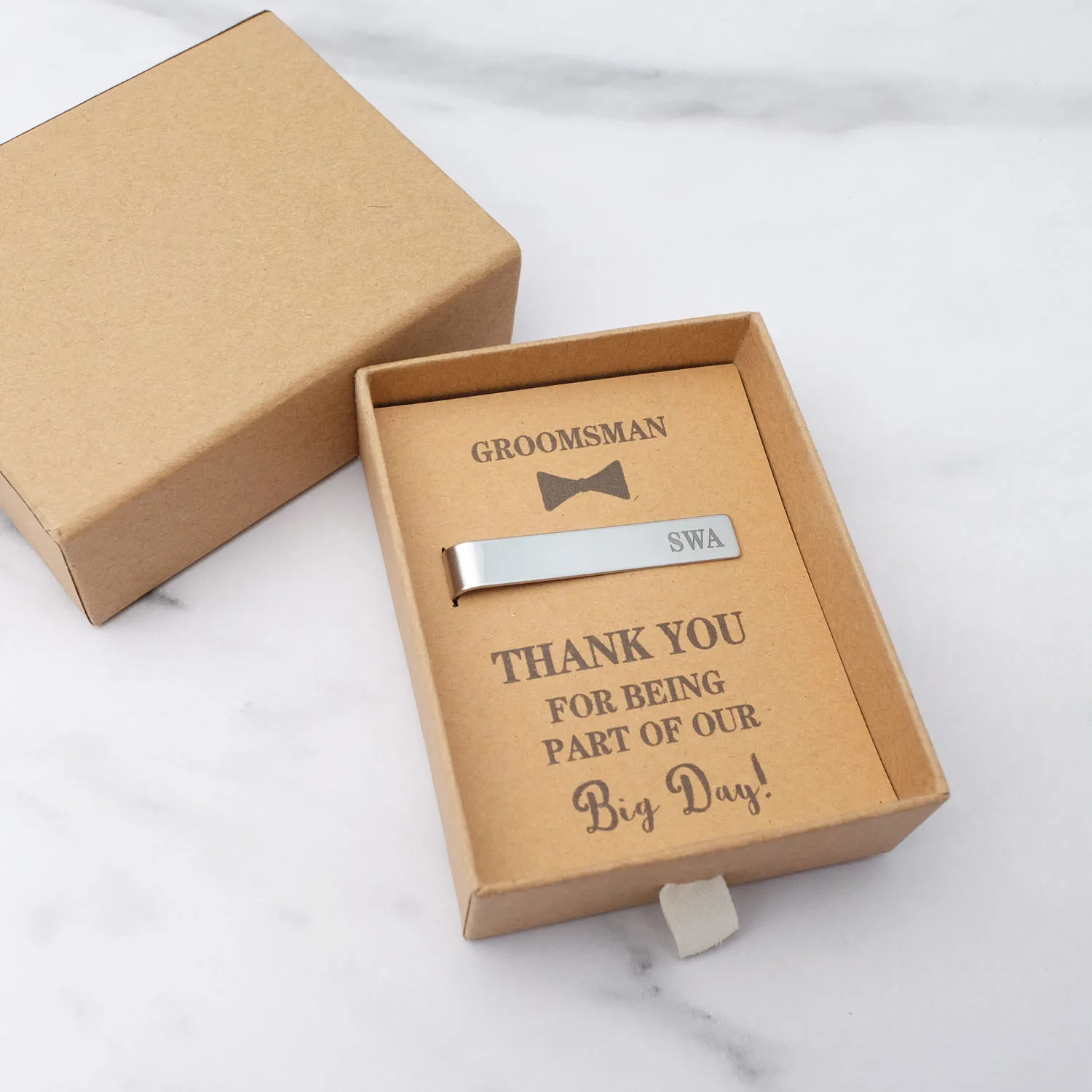 Groomsman Gift Customized Men's Tie Clip with Gift Box Silver Metal Necktie Clasp Tie-Clip Party Jewelry Accessories
Groomsman Gift Customized Men's Tie Clip with Gift Box Silver Metal Necktie Clasp Tie-Clip Party Jewelry Accessories