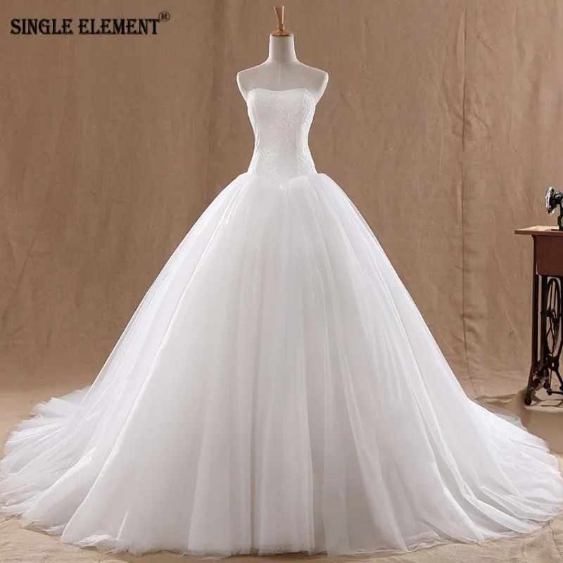 SINGLE ELEMENT Puffy Tulle Lace Sweetheart Long Ball Gown Vintage Bridal Dresses
SINGLE ELEMENT Puffy Tulle Lace Sweetheart Long Ball Gown Vintage Bridal Dresses