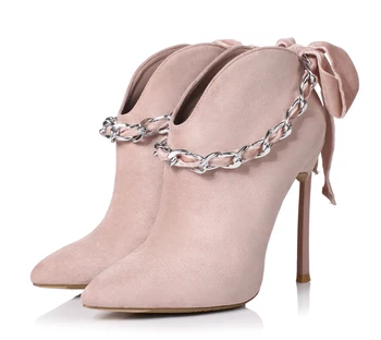 2019 New Suede Ankle Boots Women Sexy Pointed Toe Mental High Heels Silver Chain Short Boots Ladies Winter Shoes
2019 New Suede Ankle Boots Women Sexy Pointed Toe Mental High Heels Silver Chain Short Boots Ladies Winter Shoes