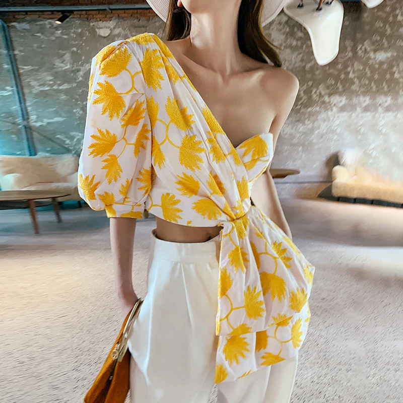 Female Short Blouse For Women Skew Collar Puff Sleeve Asymmetrical Fashion New Clothing Embroidery Print Shirt
Female Short Blouse For Women Skew Collar Puff Sleeve Asymmetrical Fashion New Clothing Embroidery Print Shirt