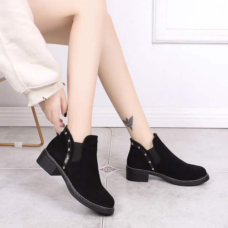 2018 Autumn & Winter New Style round-Toe Short Boots Student Europe And America Women's Boots Versatile Semi-high Heeled Suede M
2018 Autumn & Winter New Style round-Toe Short Boots Student Europe And America Women's Boots Versatile Semi-high Heeled Suede M