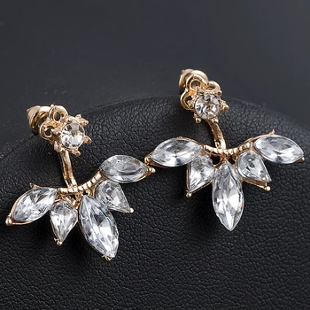 Korean Gold Leave Crystal Stud Earrings Fashion Statement Jewelry Earrings for Women
Korean Gold Leave Crystal Stud Earrings Fashion Statement Jewelry Earrings for Women