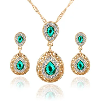 DSHOU78 Woman green earrings necklace set crystal earrings water drop pendant jewelry set 
DSHOU78 Woman green earrings necklace set crystal earrings water drop pendant jewelry set