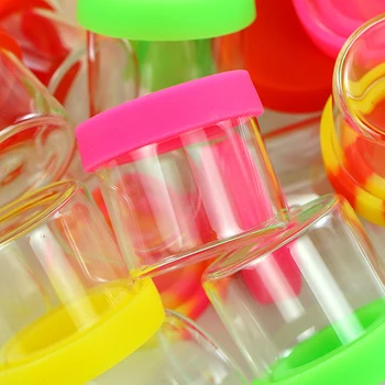 25pcs 6ml Mini Glass Jar with Silicone Cover Glass Storage Jar Dab Box Wax Oil Storage Jar for Wax Oil Containers
25pcs 6ml Mini Glass Jar with Silicone Cover Glass Storage Jar Dab Box Wax Oil Storage Jar for Wax Oil Containers