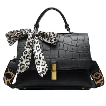 Crossbody Easy Matching Solid Stone Pattern Embossing Kelly Bag Large Capacity Silk Handbag Fashion Lady Shoulder Bags for Women
Crossbody Easy Matching Solid Stone Pattern Embossing Kelly Bag Large Capacity Silk Handbag Fashion Lady Shoulder Bags for Women