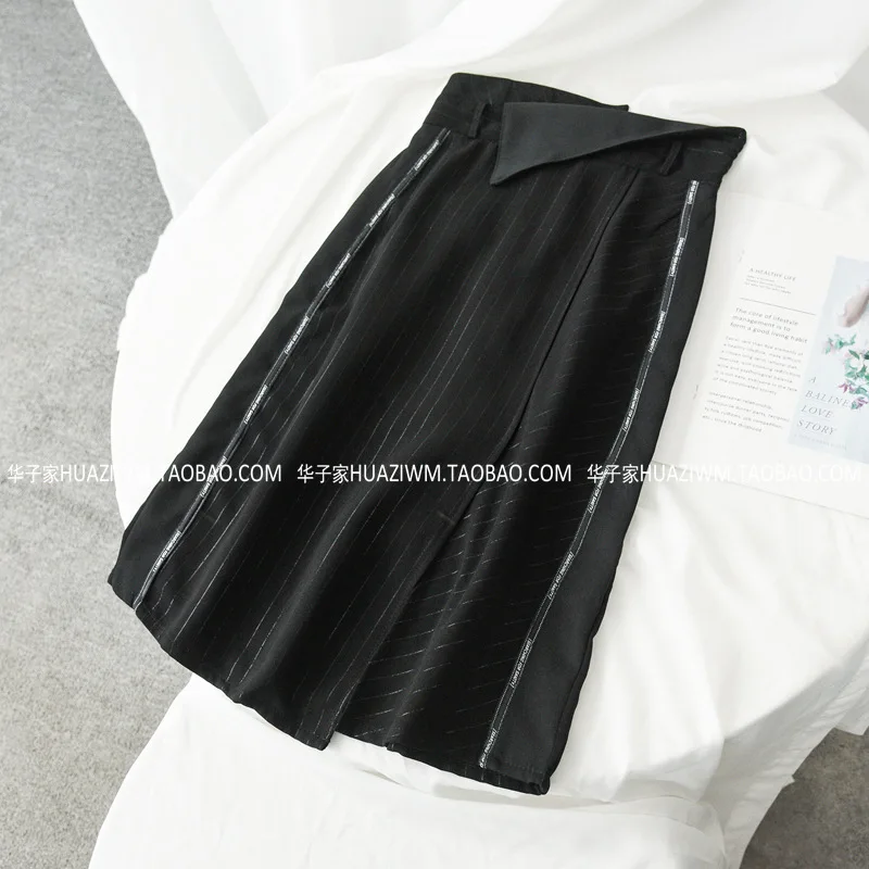 A Generation of Slim Fit High-waisted Irregular Stripes Skirt Business Medium-length Dress Fruiting Body
A Generation of Slim Fit High-waisted Irregular Stripes Skirt Business Medium-length Dress Fruiting Body
