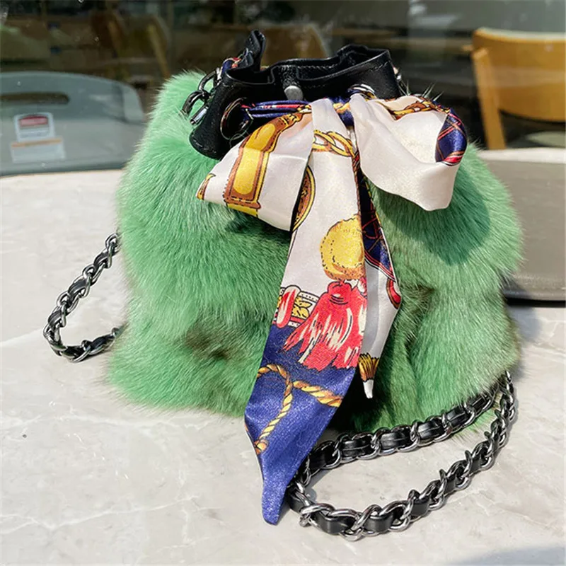 Cute Fox Fur New Trendy Plush Small Bag Korean Version Real Fur Bag Chain Bucket Bag Ribbon Women Messenger Bag Exquisite
Cute Fox Fur New Trendy Plush Small Bag Korean Version Real Fur Bag Chain Bucket Bag Ribbon Women Messenger Bag Exquisite